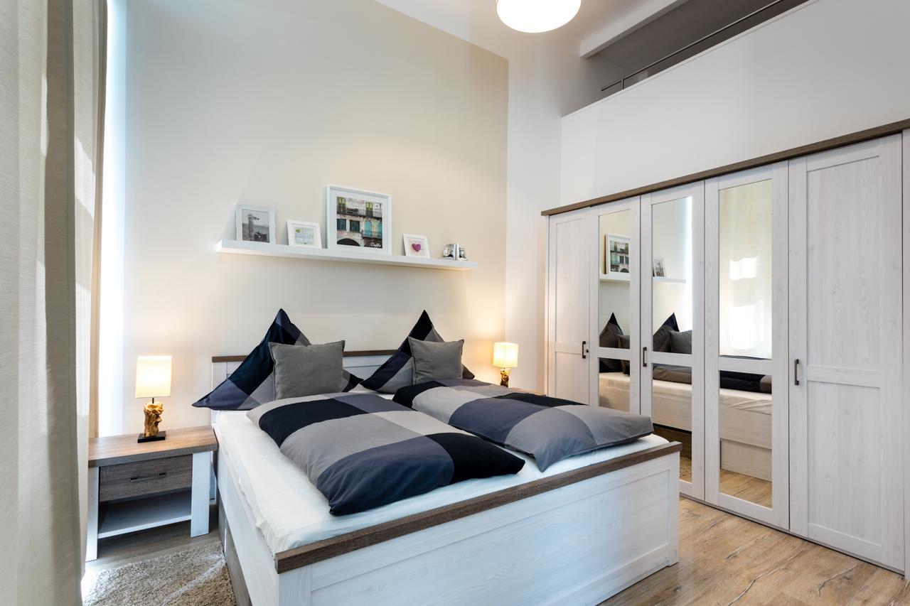 ברלין The Goethe Loft, 2 Bedroom Up To 5 People מראה חיצוני תמונה